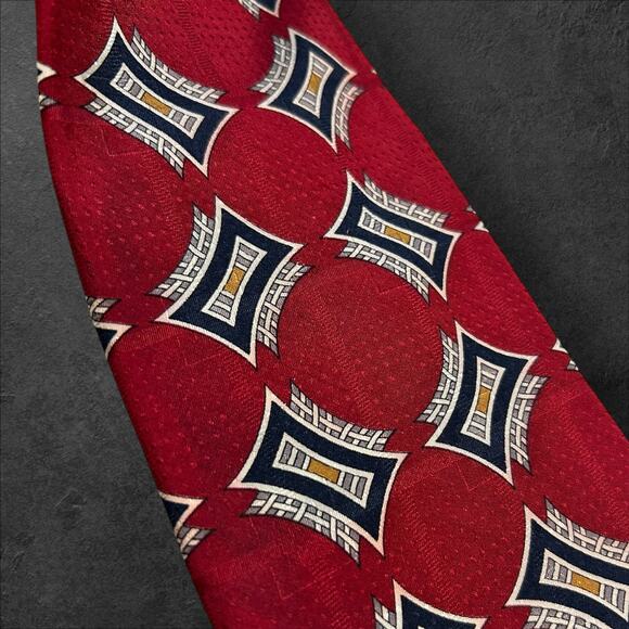 Tom James Men's Geometric 100% Silk Professional Tie - Picture 3 of 3